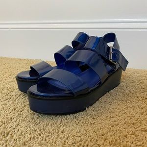 Platform sandals